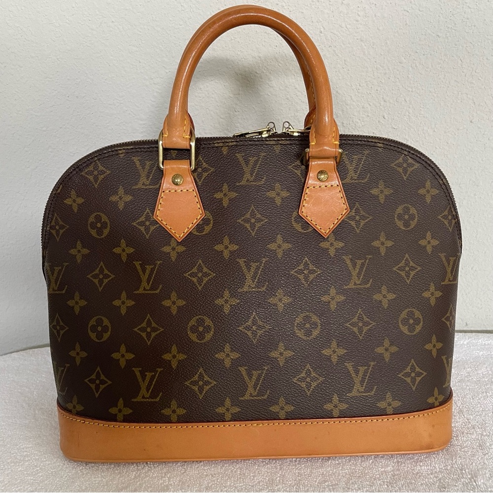 Louis Vuitton Monogram Authentic Alma PM Satchel